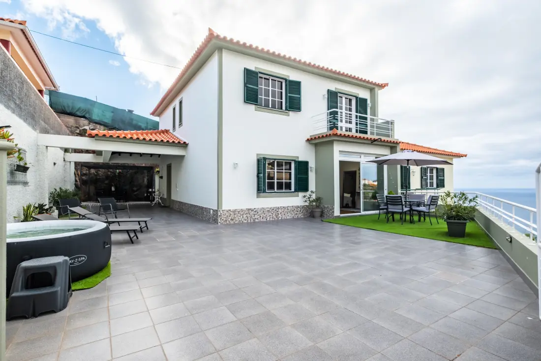 House in Calheta (Madere)
