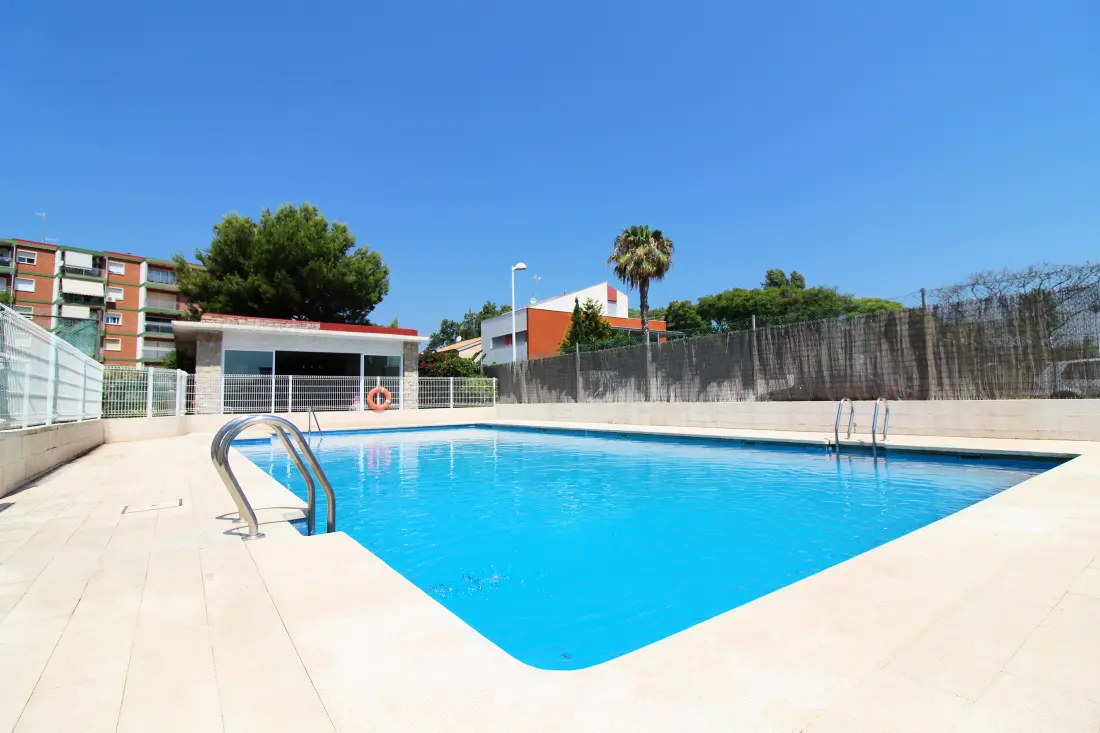 Apartamenty w Canet d 'En Berenguer
