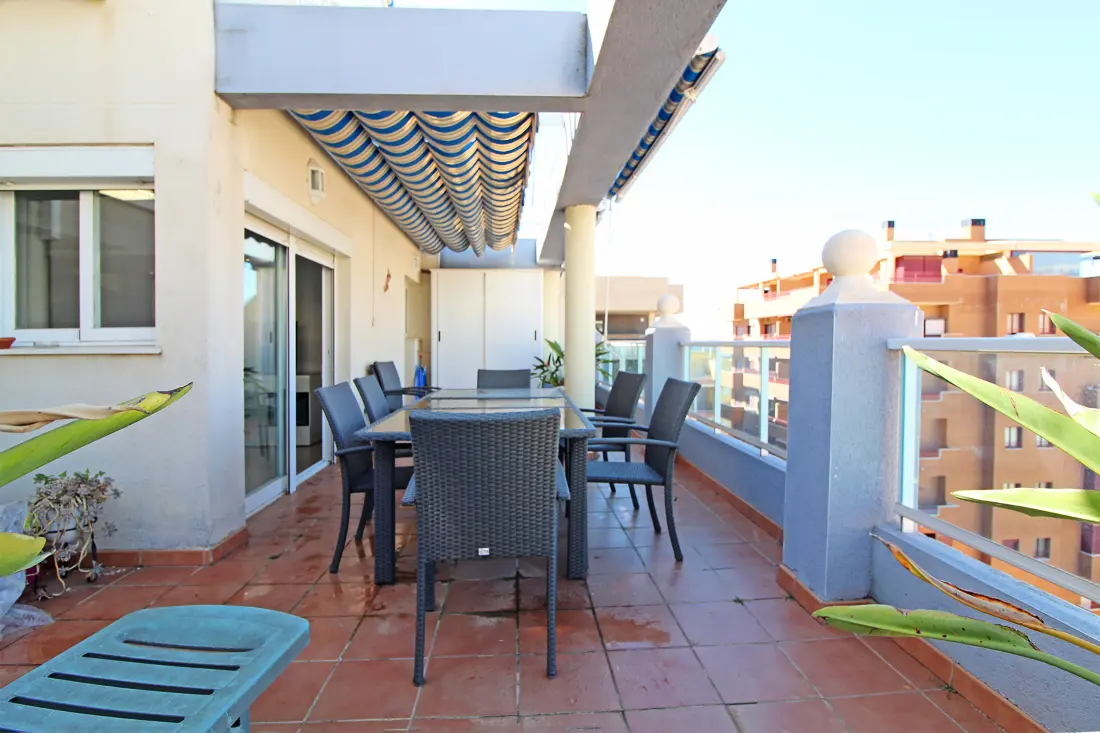 Apartamenty w Canet d 'En Berenguer