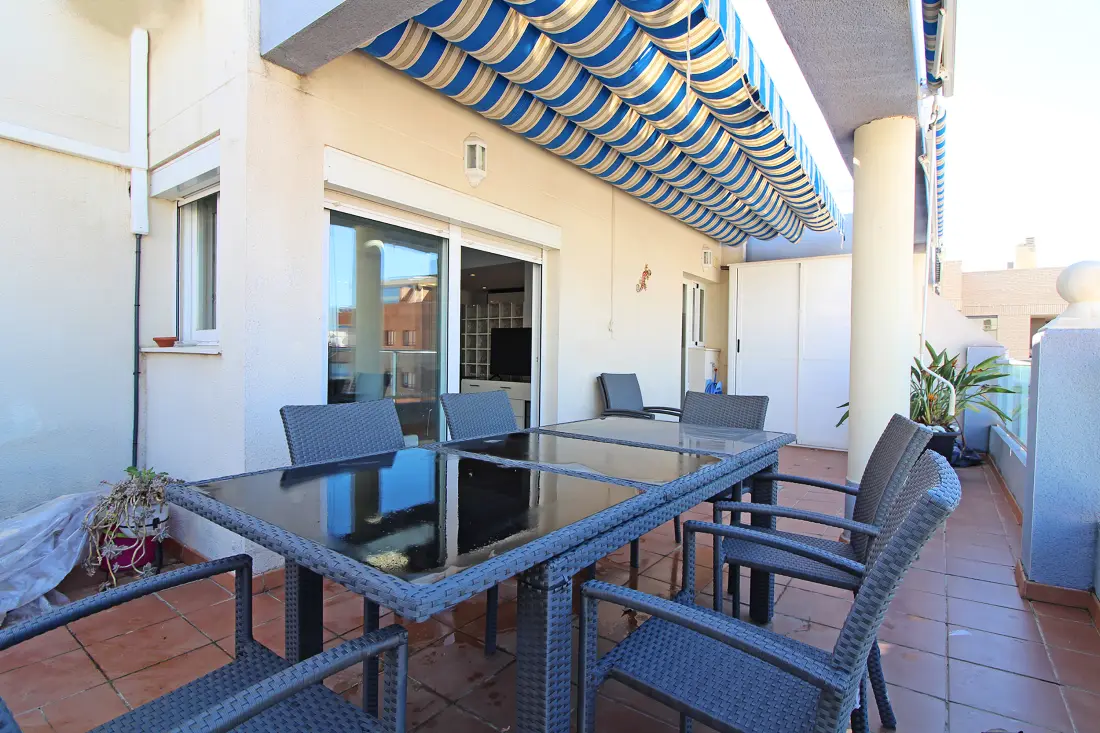 Apartamenty w Canet d 'En Berenguer
