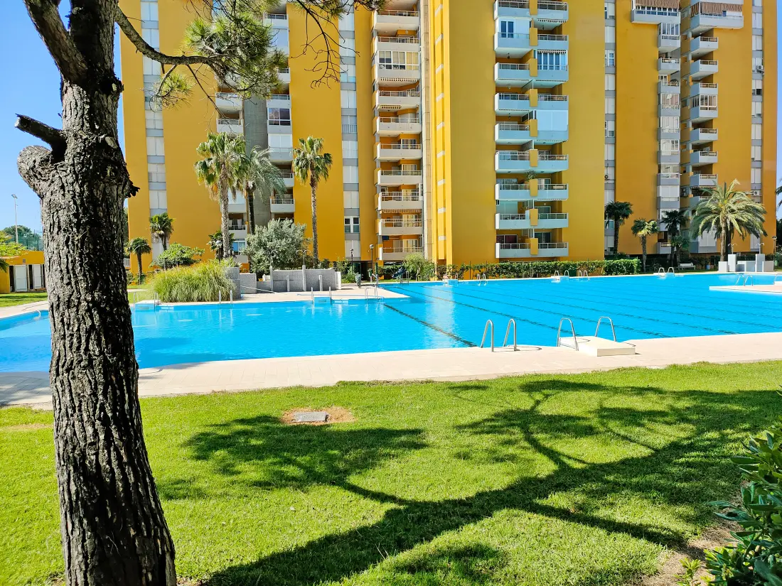 Apartamenty w Canet d 'En Berenguer