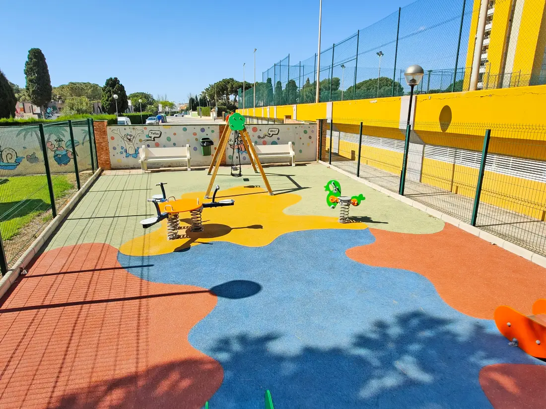 Apartamenty w Canet d 'En Berenguer