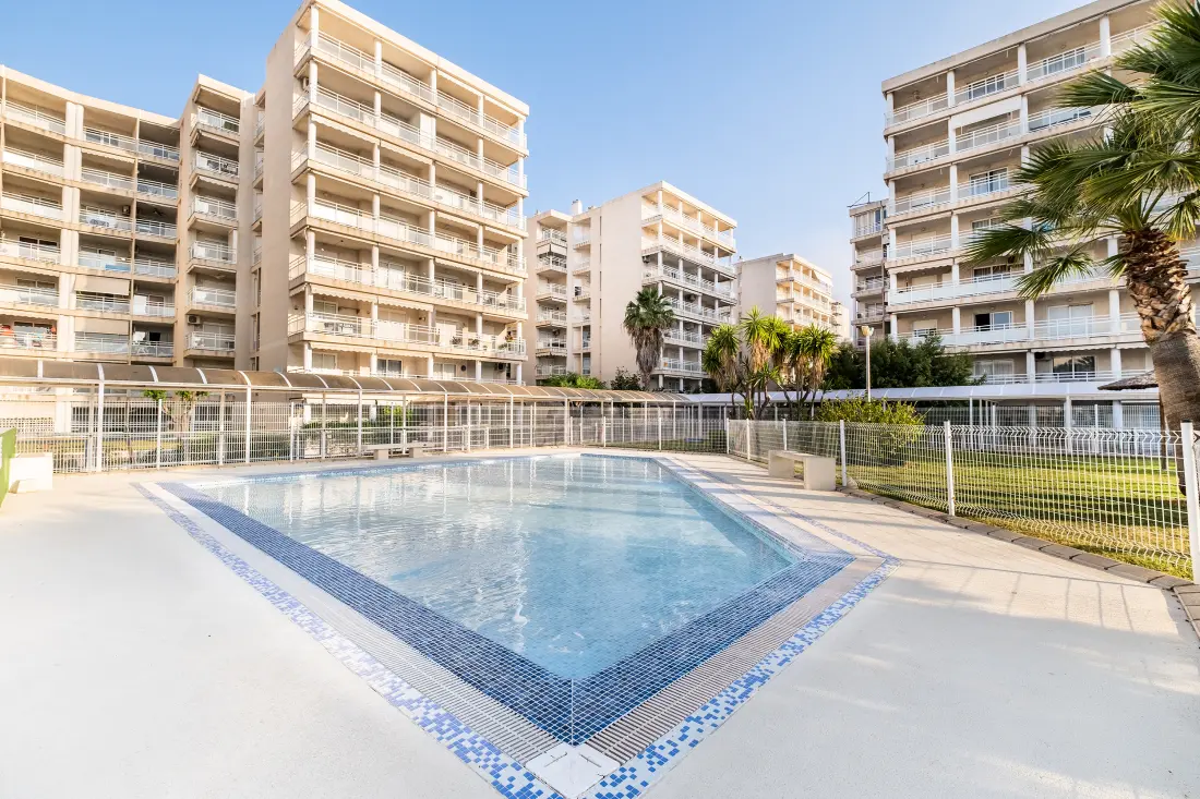 Apartamenty w Canet d 'En Berenguer