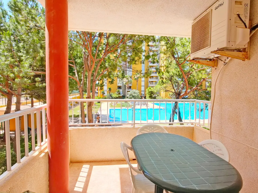 Apartamenty w Canet d 'En Berenguer
