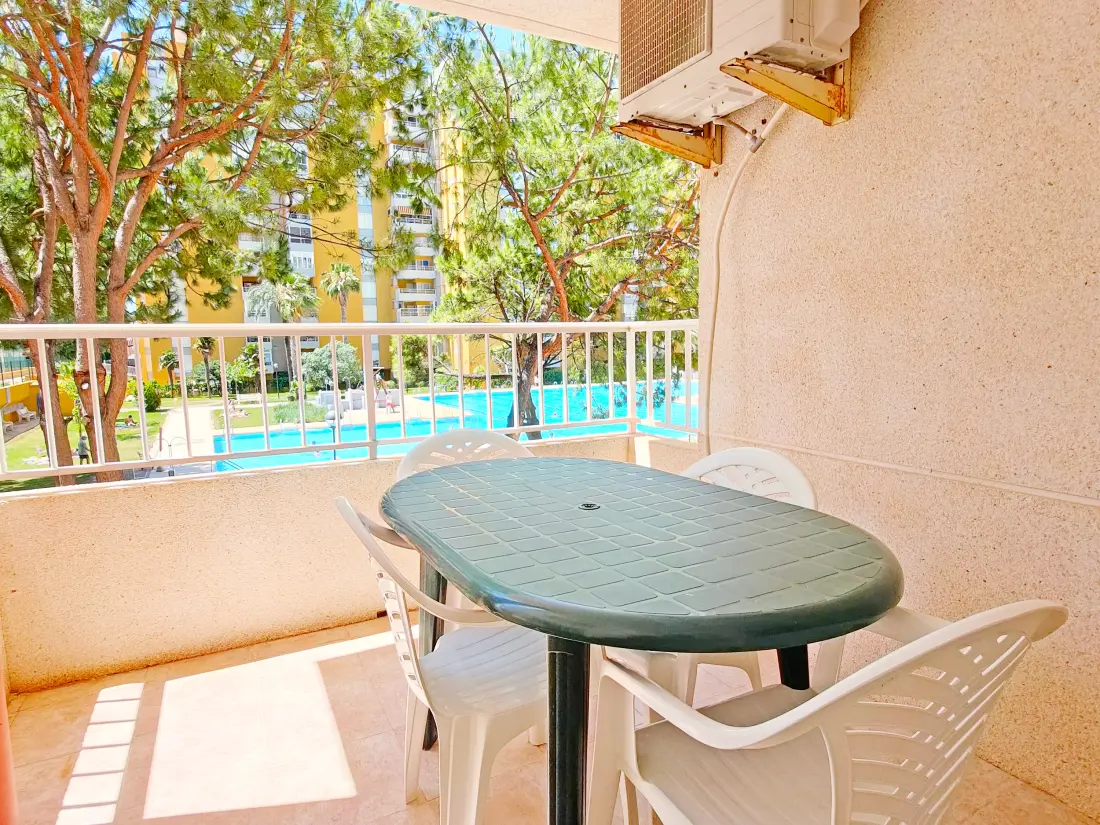 Apartamenty w Canet d 'En Berenguer