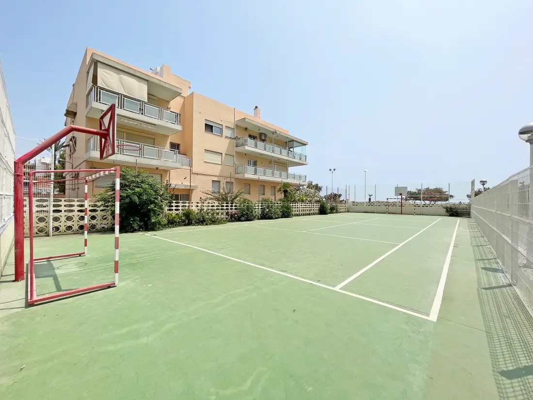 Apartamenty w Canet d 'En Berenguer