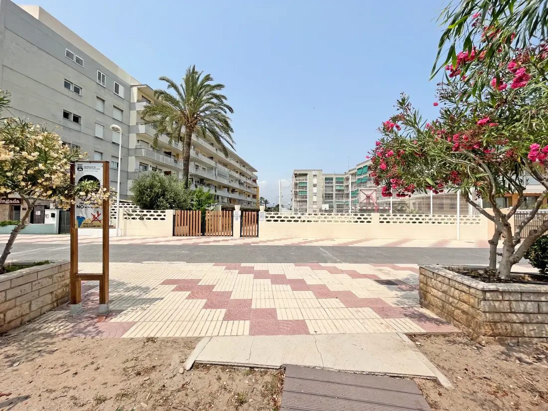 Apartamenty w Canet d 'En Berenguer