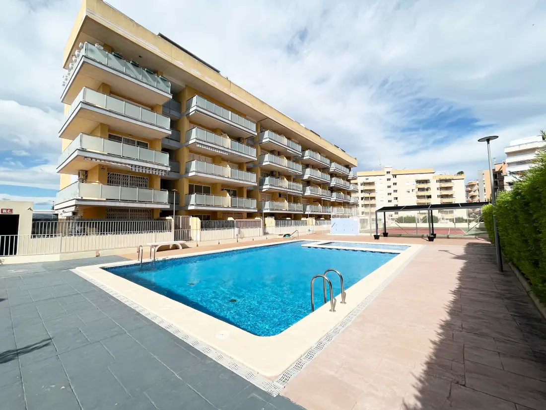 Apartamenty w Canet d 'En Berenguer