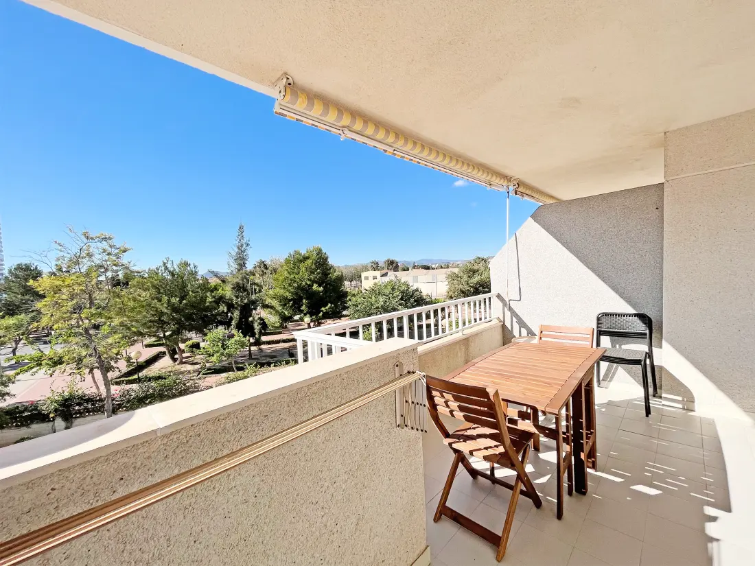 Apartamenty w Canet d 'En Berenguer