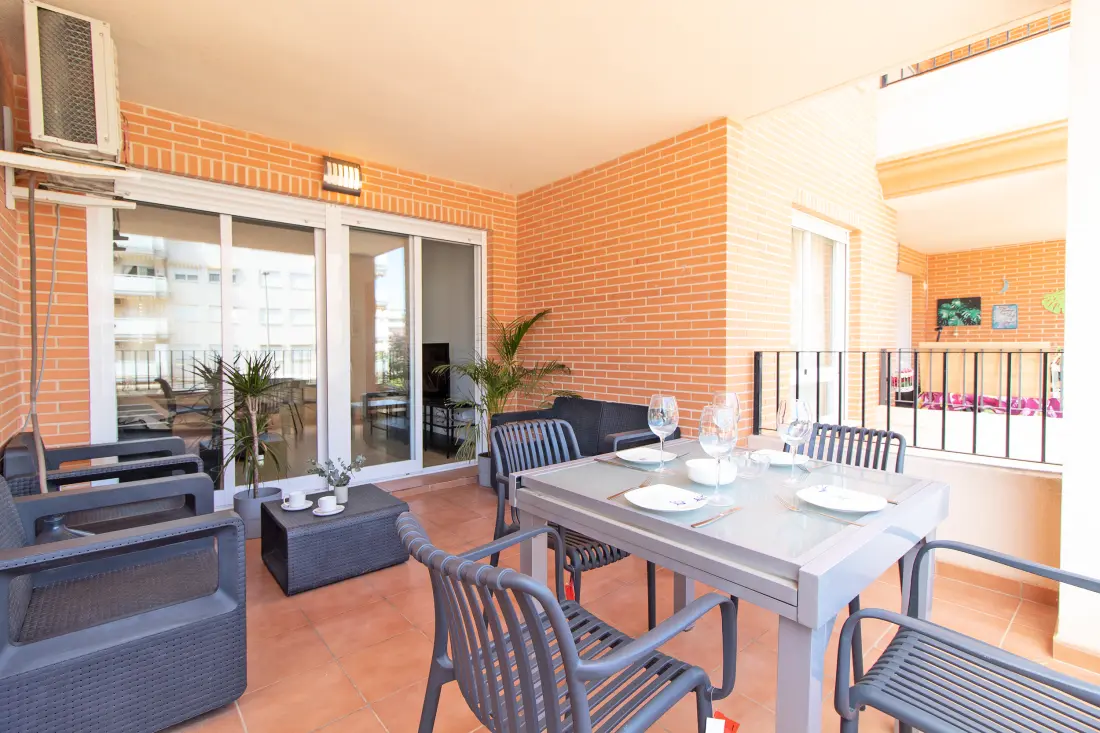 Apartamenty w Canet d 'En Berenguer