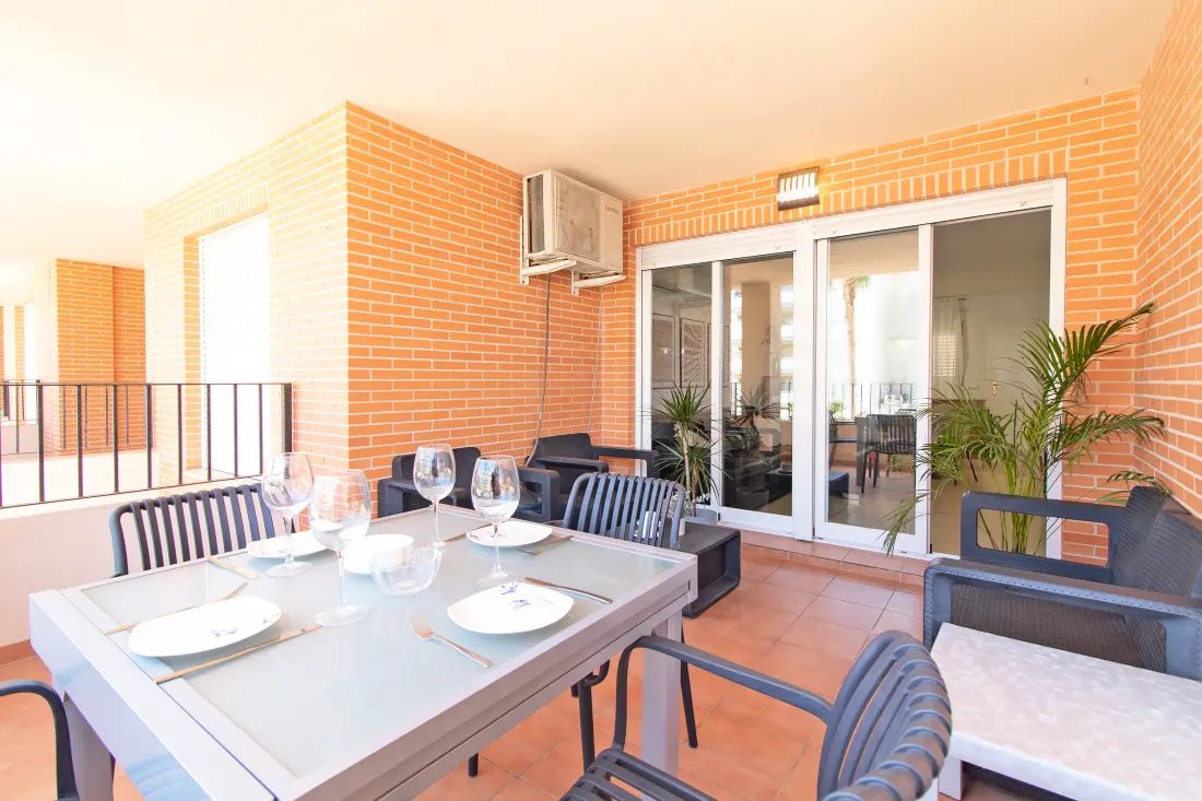 Apartamenty w Canet d 'En Berenguer