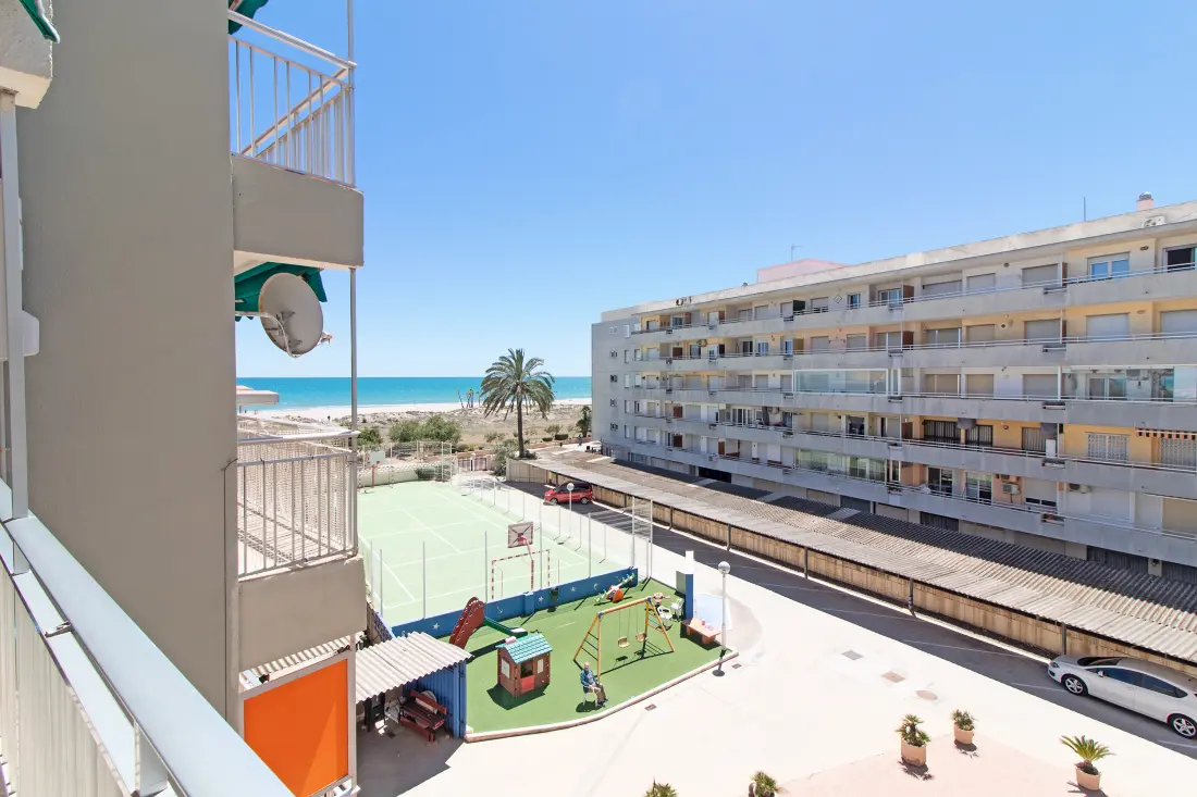 Apartamenty w Canet d 'En Berenguer