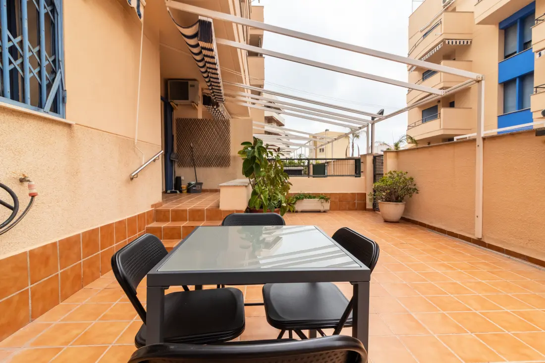 Apartamenty w Canet d 'En Berenguer