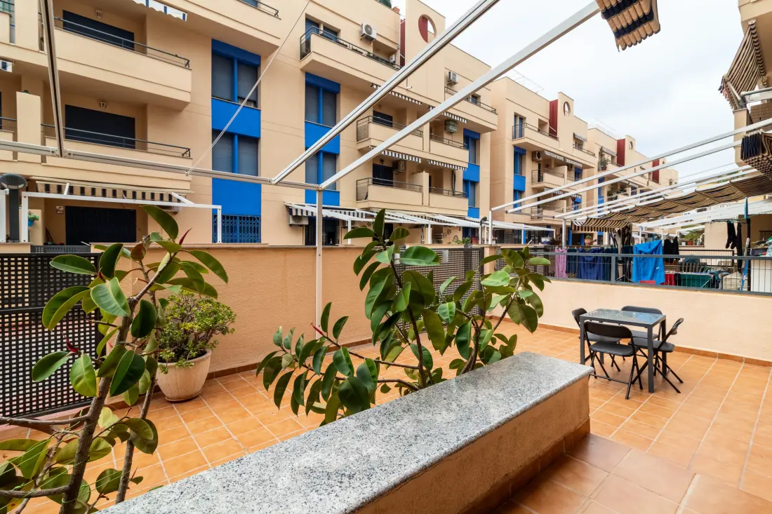 Apartamenty w Canet d 'En Berenguer