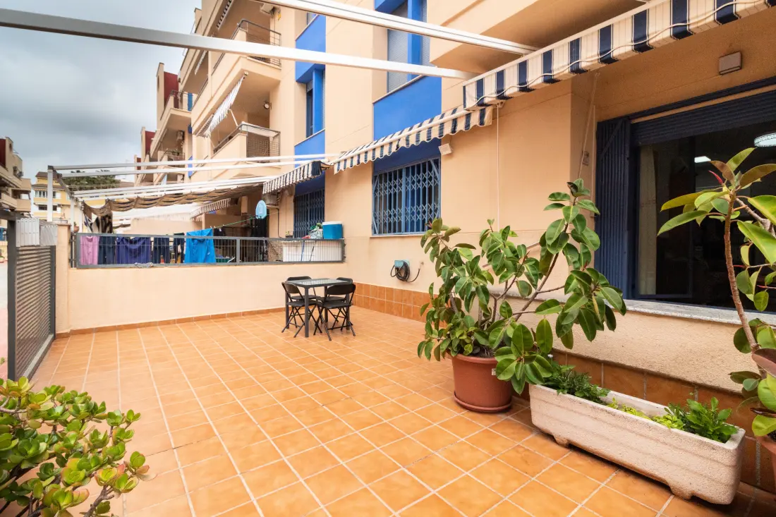Apartamenty w Canet d 'En Berenguer