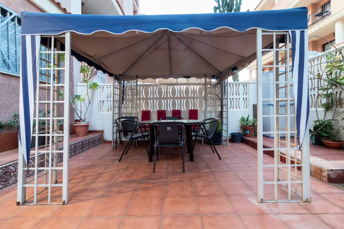 Apartamenty w Canet d 'En Berenguer