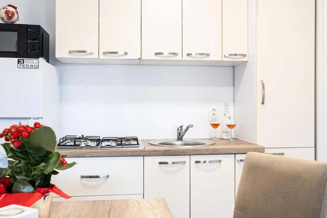 Mobil Home - Bungalow - Ház Donji Karinban