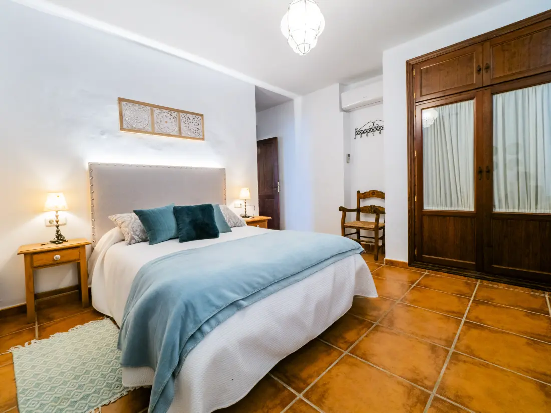 Huis in Setenil de las bodegas