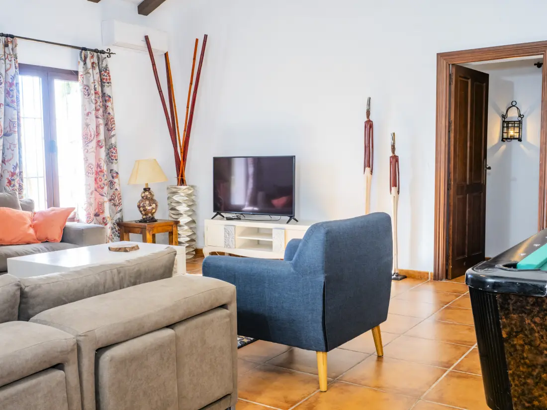 Huis in Setenil de las bodegas
