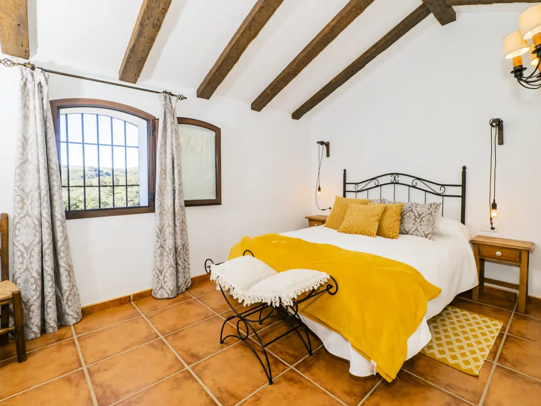 Huis in Setenil de las bodegas