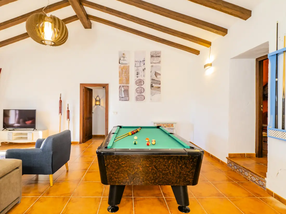 Huis in Setenil de las bodegas