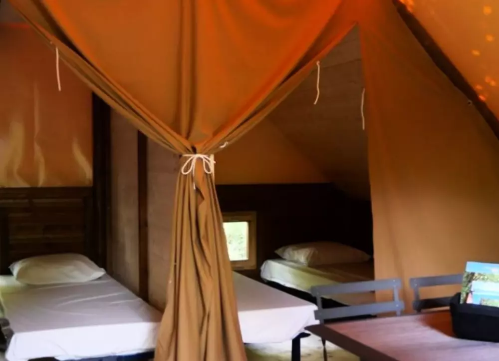 Camping Canal de Berry 4 étoiles★★★★