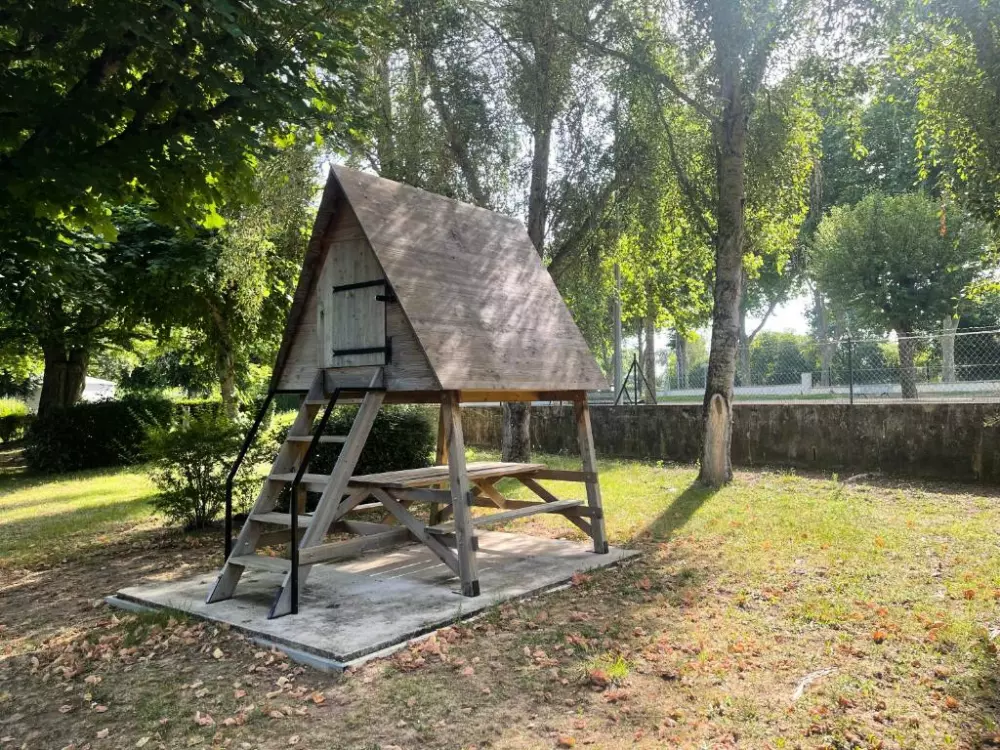 Camping Canal de Berry 4 étoiles★★★★