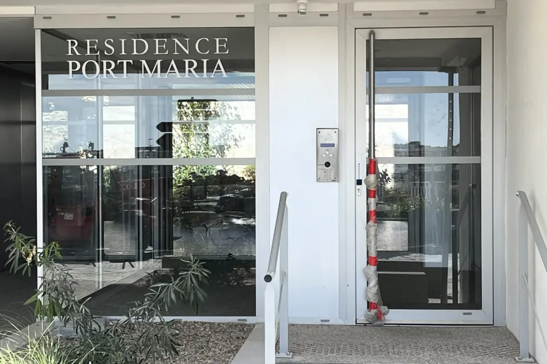 Residence Port Maria apartman kilátással a tengerre