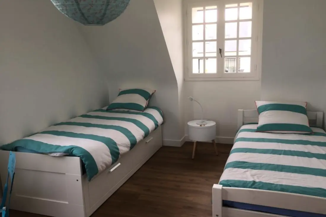 Residence Nagy ház a strand és a városközpont közelében, nagy parkolóval