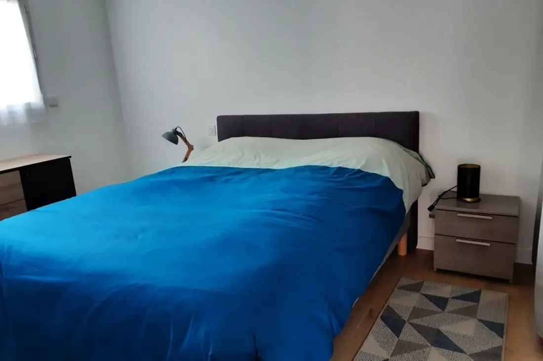 Residence Maison Tamaris. Kerttel és zárással