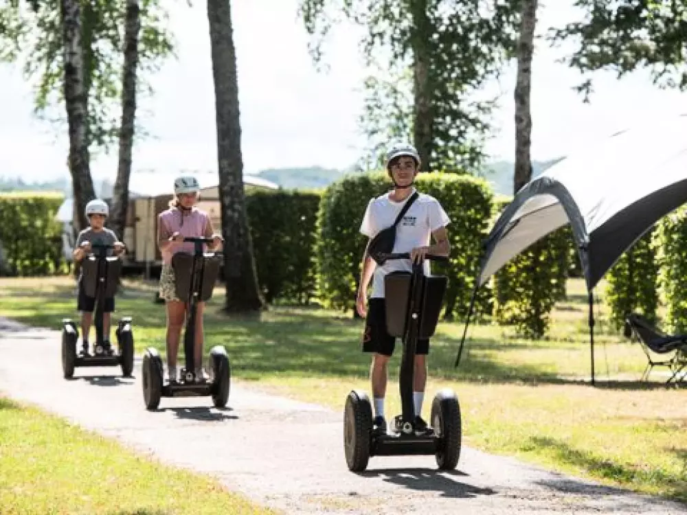 Sunêlia Camping Les Nids Du Lac 4 Gwiazdy★★★★ 4 Gwiazdy★★★★ 4 Gwiazdy★★★★ 4 Gwiazdy★★★★