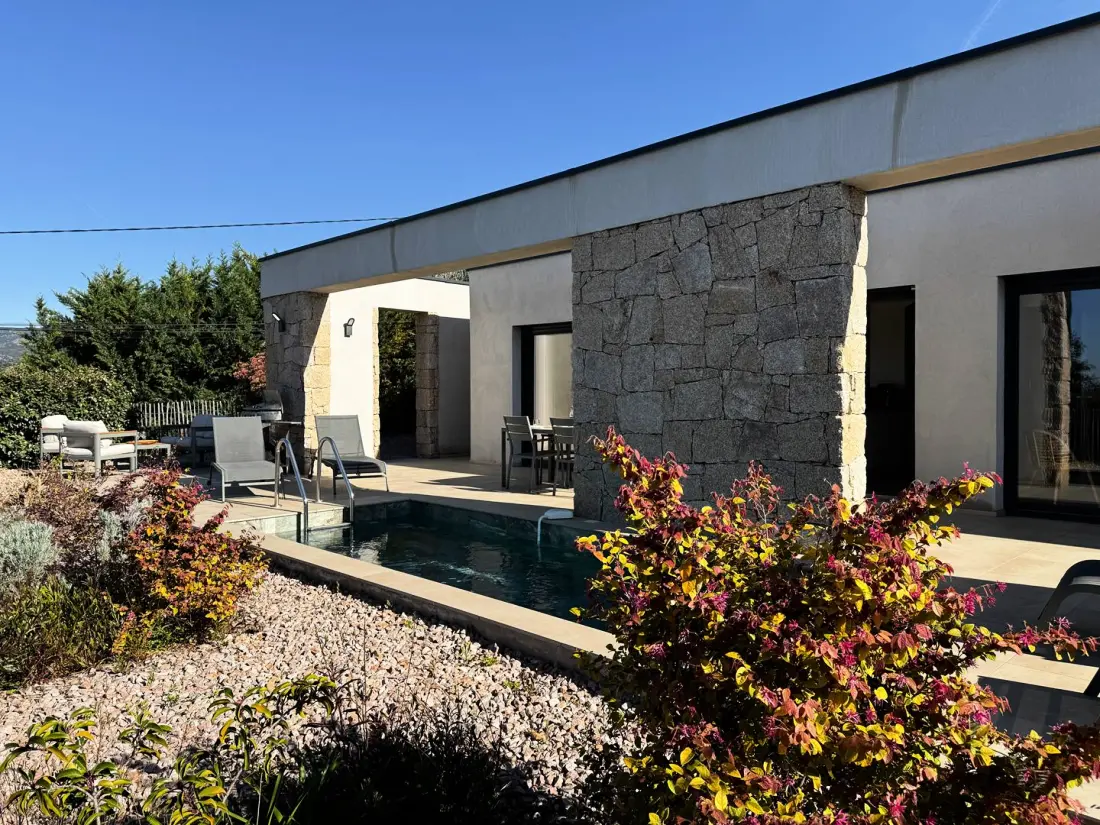 Residence Jdm001-afa