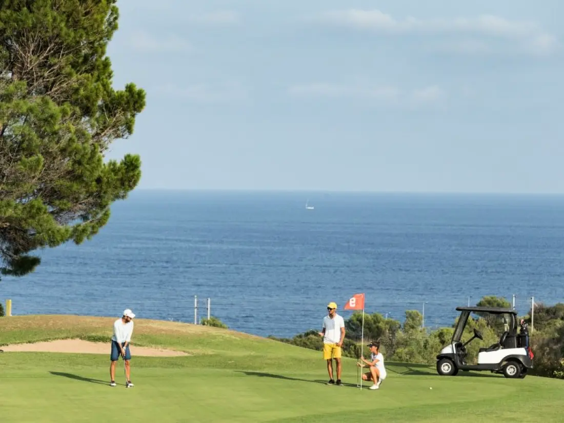 Hotel Pierre & Vacances de l'Esterel 3 Sterne★★★