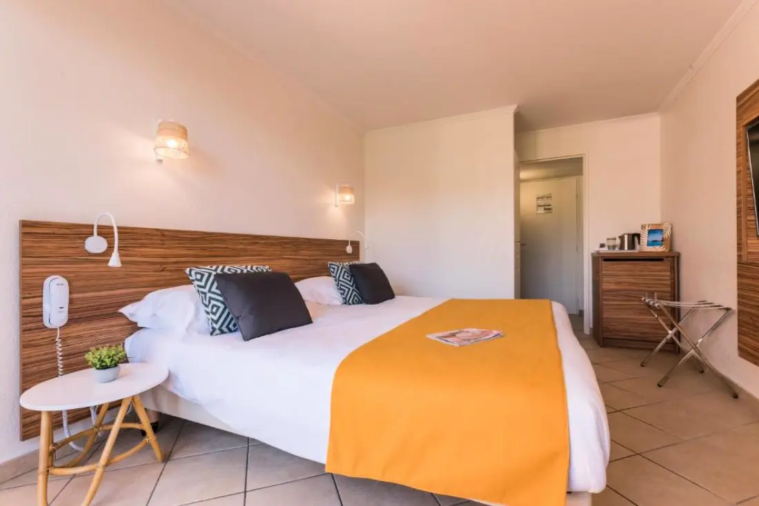 Hotel Pierre & Vacances de l'Esterel 3 Sterne★★★