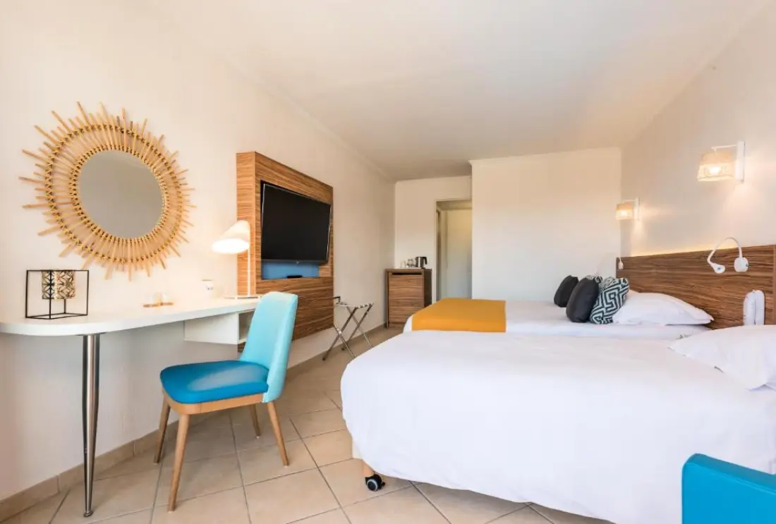 Hotel Pierre & Vacances de l'Esterel 3 Sterne★★★