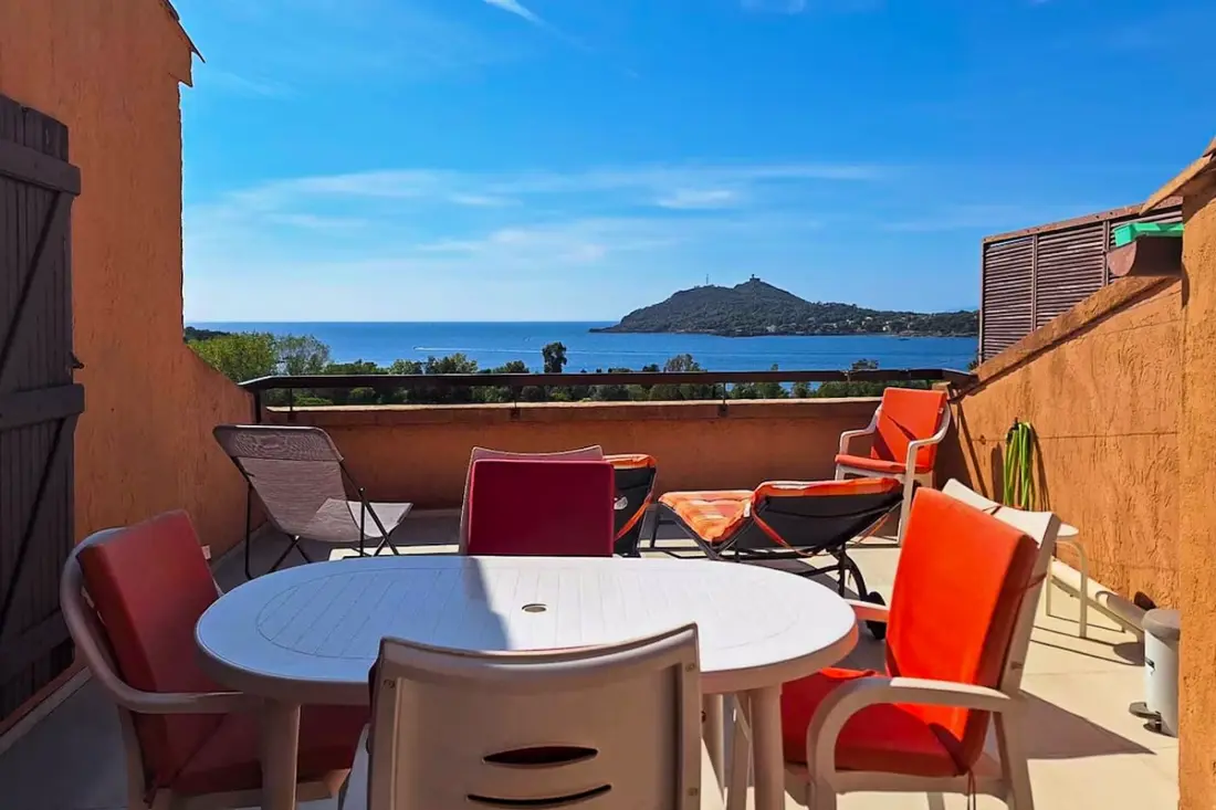 4 Pers-view Sea-pool And Beaches
