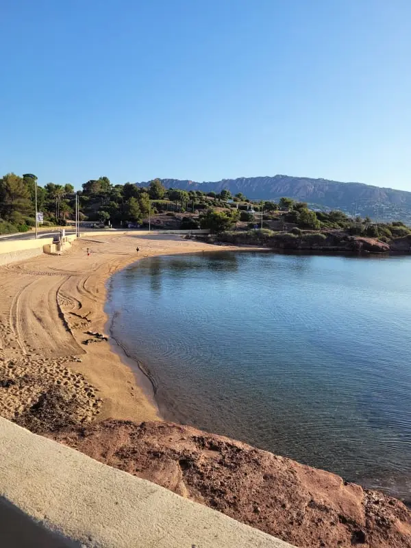 Cap Esterel Family - 2 szoba Sea View Garden Swimming pool Clim Parking zárt