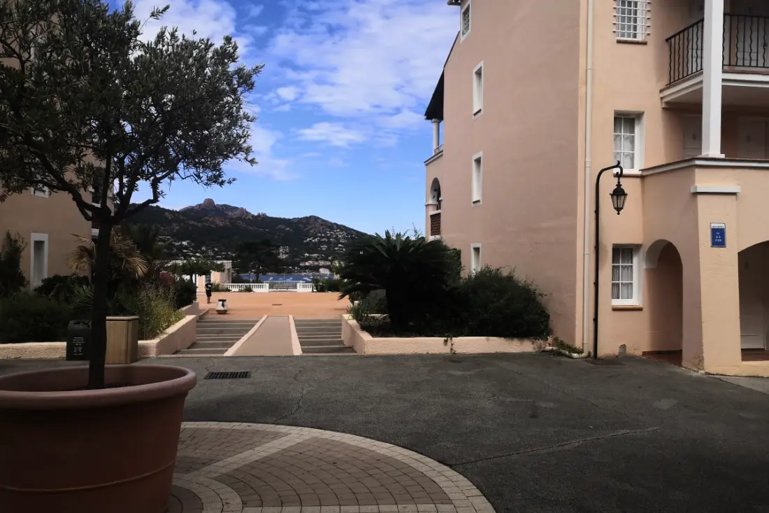 Cap Esterel Family - 2 szoba Sea View Garden Swimming pool Clim Parking zárt