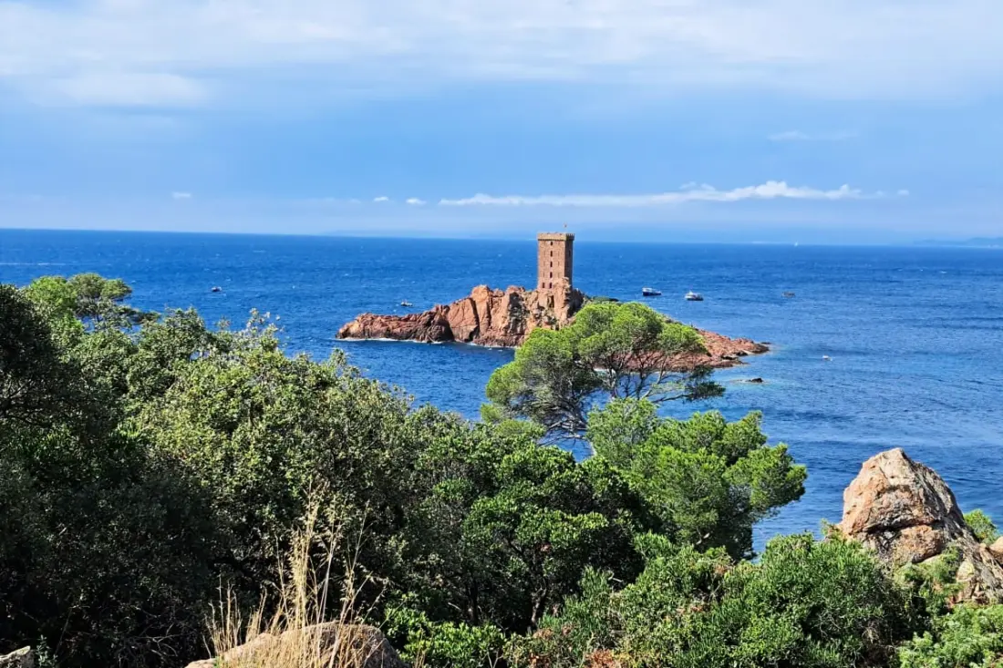 Cap Esterel Family - 2 szoba Sea View Garden Swimming pool Clim Parking zárt