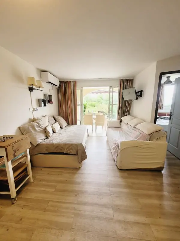 Cap Esterel Family - 2 szoba Sea View Garden Swimming pool Clim Parking zárt