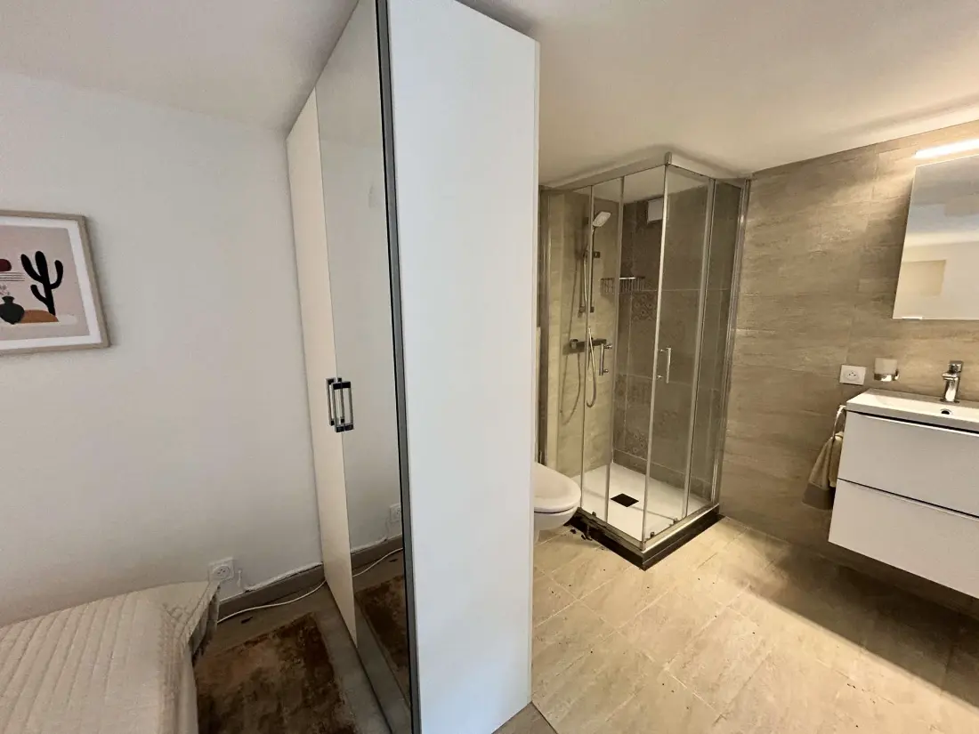 Ag000-293-agay Residence