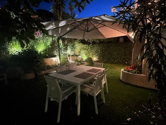 Ag000-293-agay Residence
