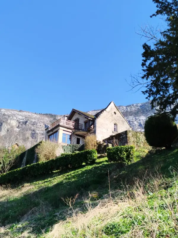 Bohemian Holiday House Lake View