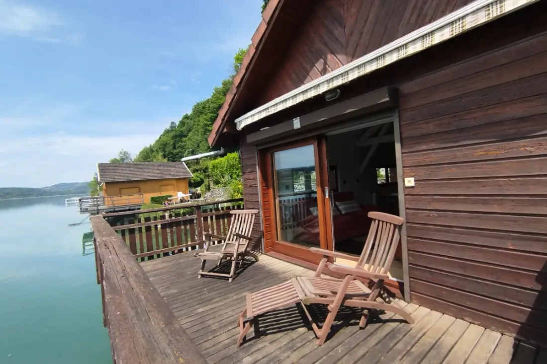 Rare Petit Chalet Sur Le Lac, Barque à Rames, Clim