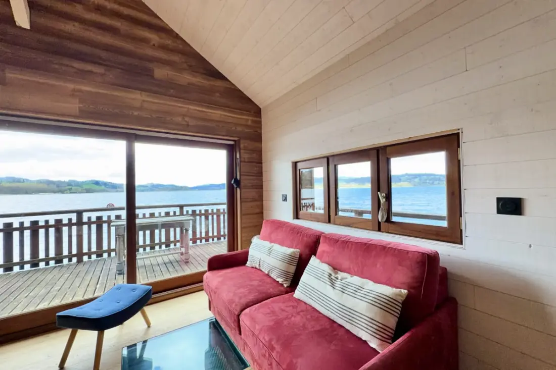 Rare Petit Chalet Sur Le Lac, Barque à Rames, Clim