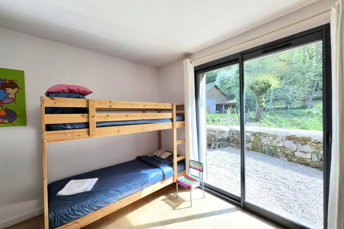 Family Villa Av. Swimming pool in Aiguebelette-le-lac