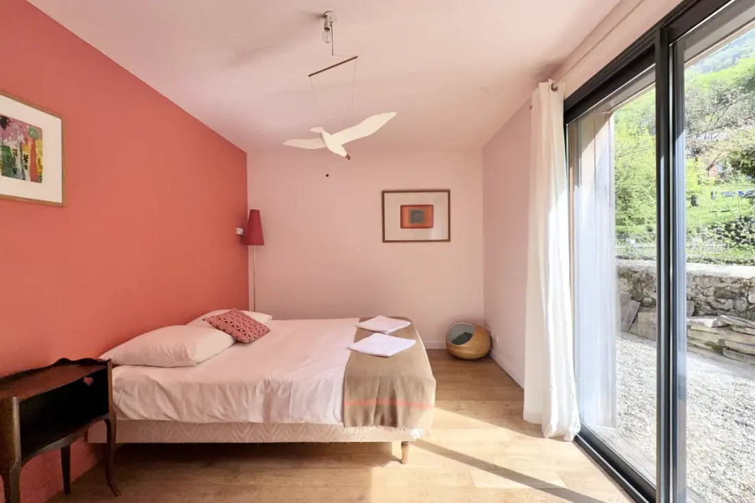 Family Villa Av. Swimming pool in Aiguebelette-le-lac