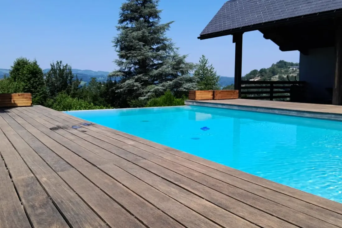 Family Villa Av. Swimming pool in Aiguebelette-le-lac