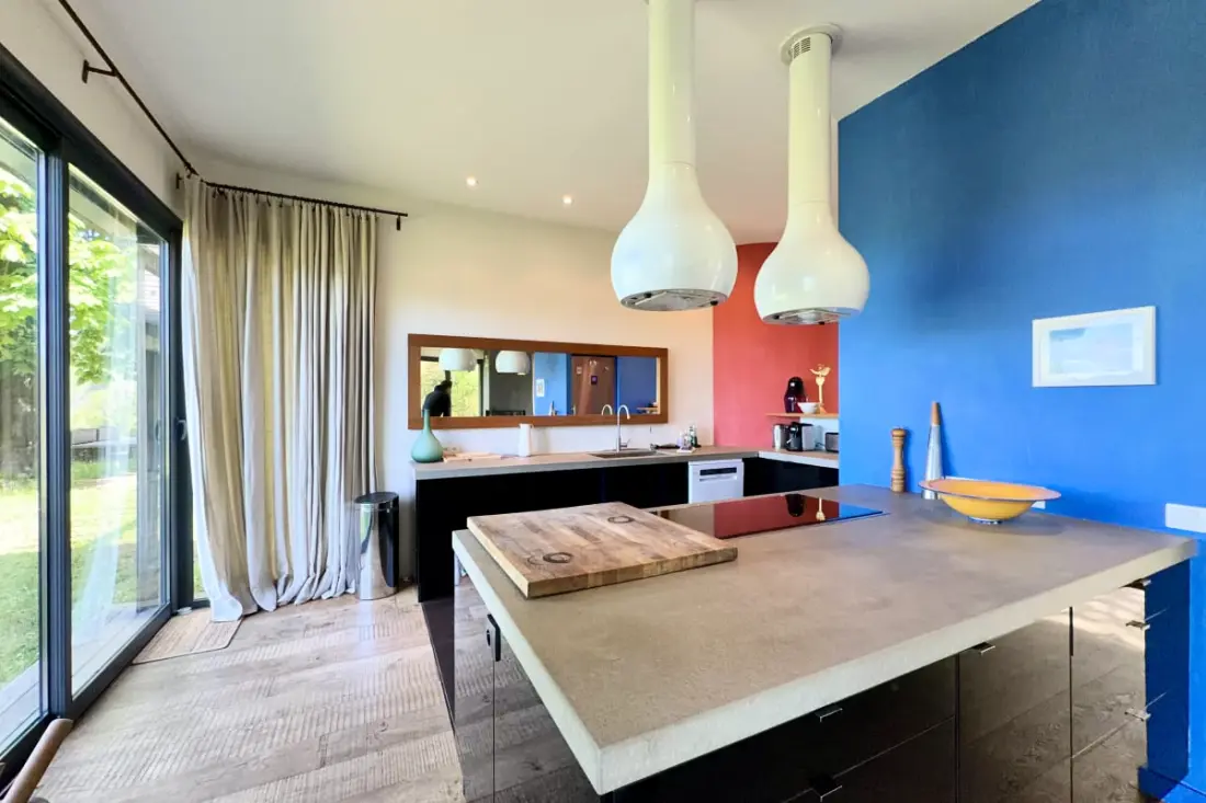 Family Villa Av. Swimming pool in Aiguebelette-le-lac