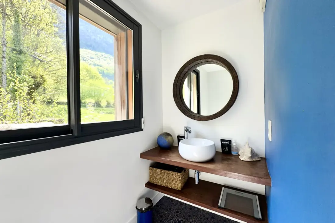 Family Villa Av. Swimming pool in Aiguebelette-le-lac